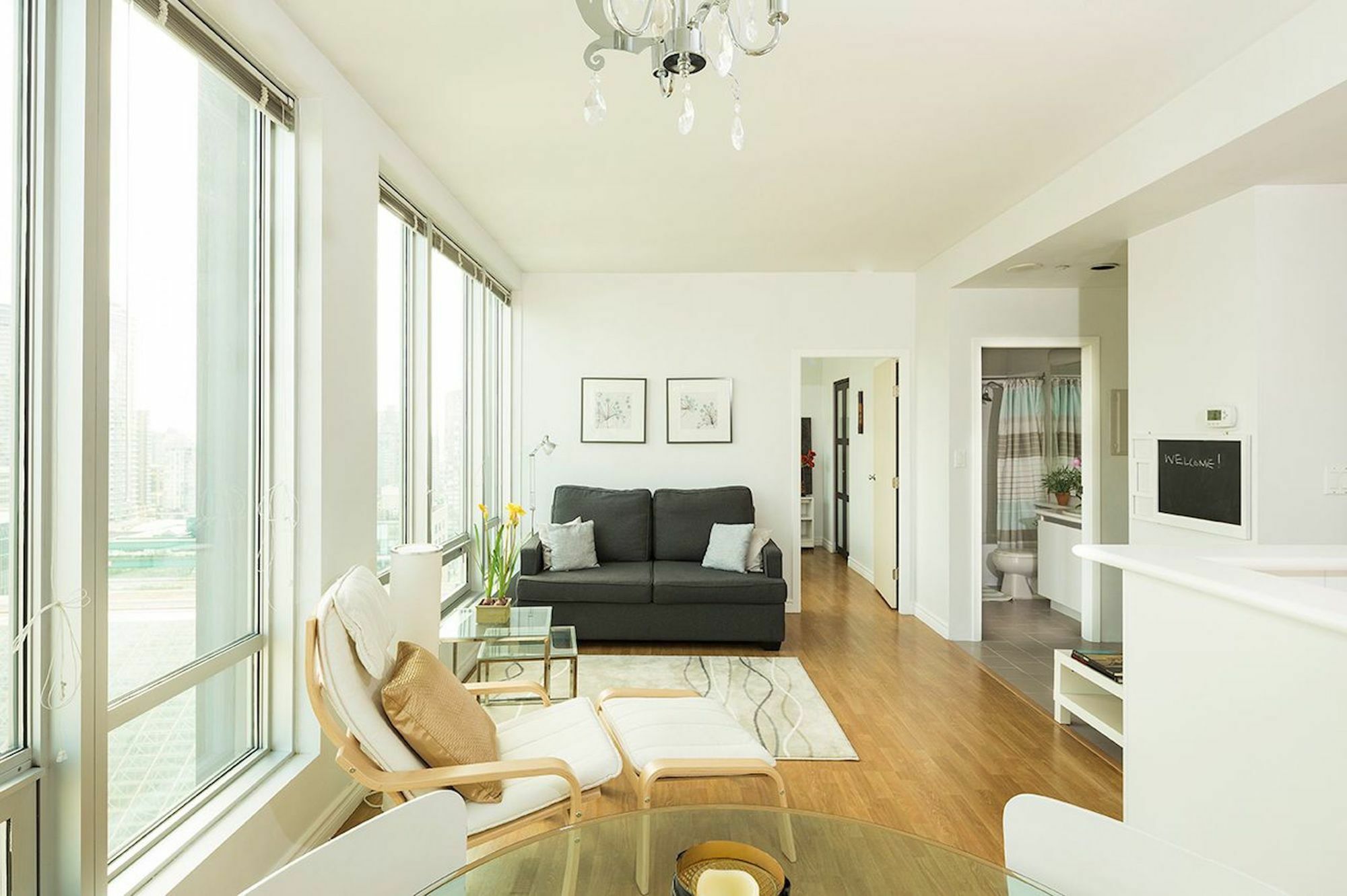 Central 1Br In Downtown Vancouver By Sonder Hotel Exterior foto