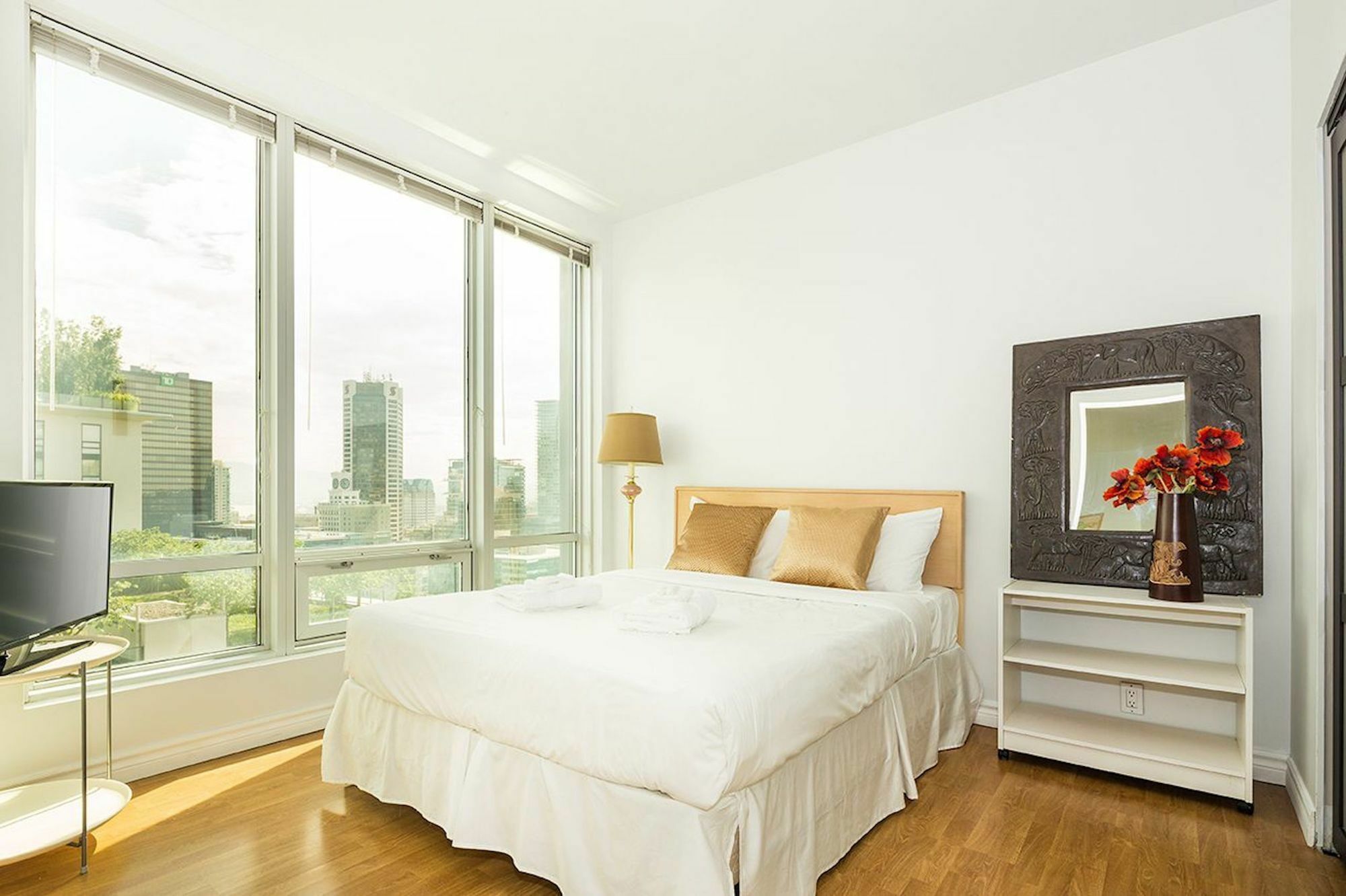 Central 1Br In Downtown Vancouver By Sonder Hotel Exterior foto